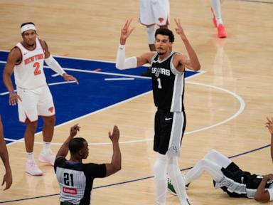 victor-wembanyama-plays-1-on-1-chess-with-fans-in-new-york