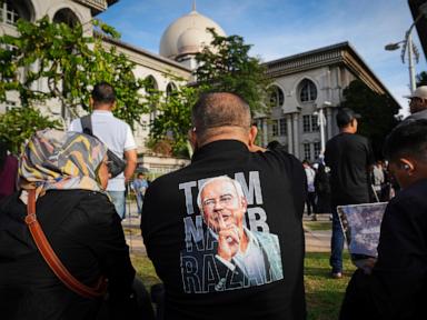 malaysia’s-jailed-ex-leader-najib-wins-appeal-to-pursue-bid-to-serve-corruption-sentence-at-home