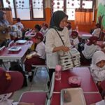 indonesia-launches-free-meal-program-to-combat-kids,-pregnant-women-malnutrition