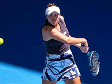 coco-gauff-starts-her-australian-open-with-a-straight-sets-win-over-sofia-kenin