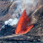 visitors-flock-to-see-spectacular-lava-fountaining-from-kilauea-eruption-in-hawaii