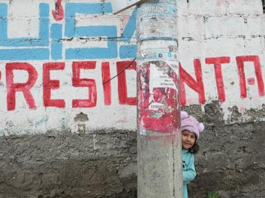 in-ecuador’s-highlands,-an-indigenous-community-faces-choice-between-2-candidates-they-don’t-trust