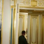 ukrainians-rally-around-their-president-after-trump-seeks-to-denigrate-him