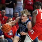 saunders-scores-23-including-2-critical-free-throws-and-byu-beats-no.-19-arizona-96-95