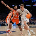 flagg-scores-16-in-msg-debut-and-no.-3-duke-romps-to-110-67-blowout-of-illinois