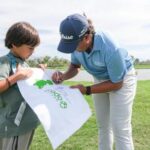 aldrich-potgieter-hangs-on-to-1-shot-lead-in-mexico-open