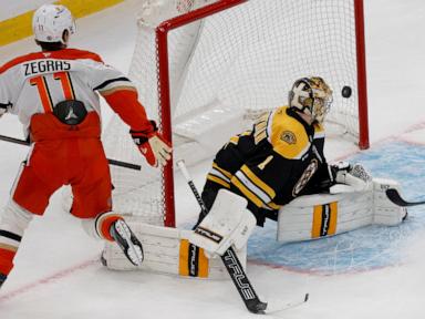 ducks-beat-bruins-3-2-in-overtime-for-fourth-straight-win.-goalie-gibson-leaves-with-injury