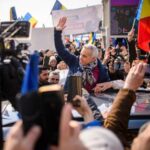 populist-romanian-politician-calin-georgescu-is-questioned-by-prosecutors