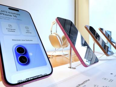 apple-to-fix-dictation-glitch-that-suggests-replacing-the-word-‘racist’-with-‘trump’