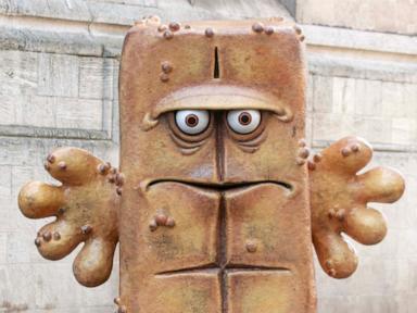 meet-bernd-das-brot,-a-depressed-german-loaf-of-bread-that’s-spent-25-years-as-a-tv-cult-classic