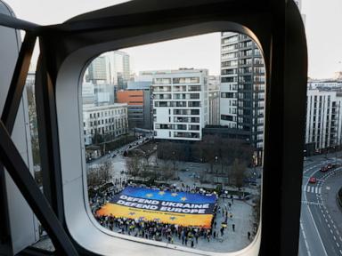 eu-leaders-open-emergency-talks-on-defense-and-ukraine-aid-as-us-support-wanes