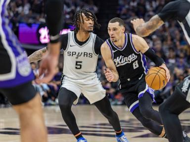 zach-lavine-outshines-de’aaron-fox-to-lead-the-kings-past-the-spurs-127-109