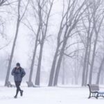 when-should-you-eat?-before,-after-—-or-even-while-—-exercising?