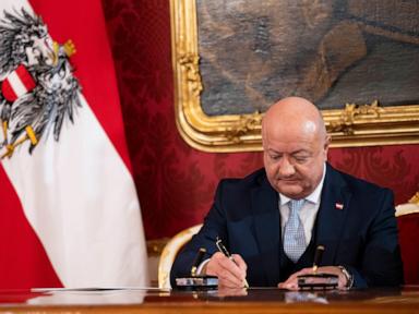 austria’s-new-government-is-stopping-family-reunions-immediately-for-migrants