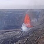 hawaii’s-kilauea-volcano-resumes-dazzling-show-with-lava-fountains