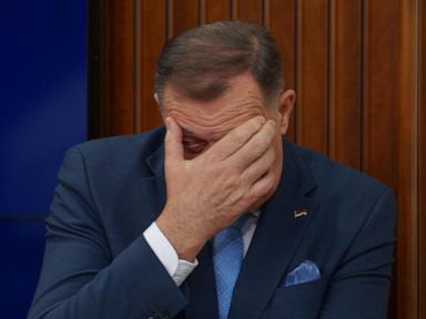 bosnian-court-seeks-international-arrest-warrant-for-pro-russian-serb-president-dodik