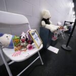 figure-skater-who-lost-both-parents-in-dc-plane-crash-brings-world-crowd-to-its-feet