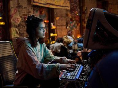 what-to-stream:-elton-john-&-brandi-carlile,-michelle-williams-on-fx-and-kevin-bacon-hunts-demons