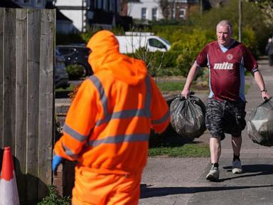 garbage-piles-up-on-streets-of-uk’s-2nd-largest-city-amid-monthlong-sanitation-strike
