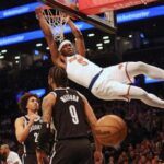 landry-shamet-scores-29-after-replacing-bridges-after-6-seconds,-leads-knicks-past-nets-113-105