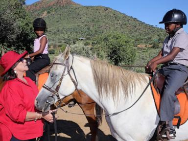 a-horse-therapy-program-in-namibia-brings-joy-to-children-with-learning-disabilities