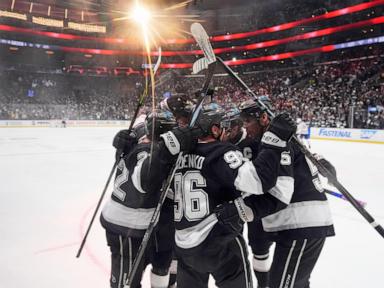 adrian-kempe-leads-the-la-kings’-offensive-spree-in-a-6-2-win-over-oilers-for-a-2-0-series-lead