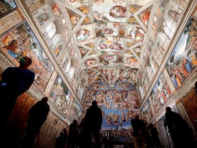 the-vatican-closes-the-sistine-chapel-to-the-public-and-prepares-for-a-papal-conclave