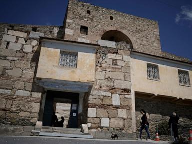 discovered-by-chance,-a-mass-grave-revives-memories-of-greece’s-brutal-civil-war