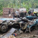 a-dump-truck-crashes-into-a-minibus-in-indonesia,-killing-11-kindergarten-teachers
