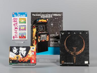 world-video-game-hall-of-fame-inducts-defender,-tamagotchi,-goldeneye-007-and-quake