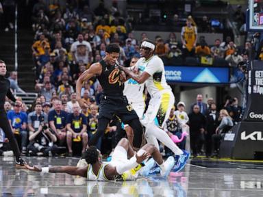 pacers’-bennedict-mathurin-ejected-after-hitting-cavs’-hunter-in-the-chest-with-a-closed-fist