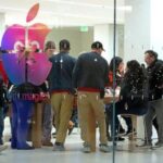 fortnite-says-it’s-offline-on-apple’s-ios-around-the-world