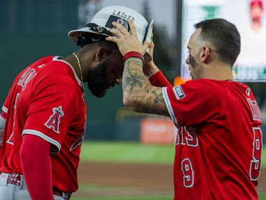 o’hoppe-hits-2-of-angels’-4-homers-in-6th-straight-win,-10-5-over-athletics