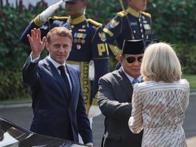 france’s-macron-presses-ahead-on-his-south-asia-tour-with-talks-in-indonesia