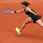 french-open:-jannik-sinner-drops-just-3-games-to-extend-grand-slam-unbeaten-run-to-17-matches
