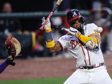 merrill-kelly-outduels-chris-sale-and-diamondbacks-hold-off-braves-2-1