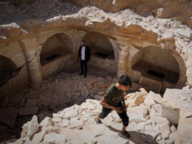 contractor-in-syria-uncovers-a-surprise-beneath-the-rubble:-an-ancient-tomb-complex