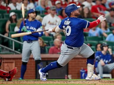 kirk-and-clase-lead-blue-jays-past-cardinals-5-4-in-10-innings