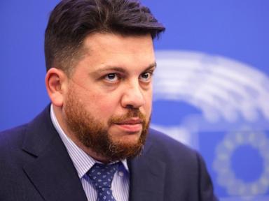 russian-court-jails-navalny-ally-in-absentia-for-18-years-amid-dissident-crackdown