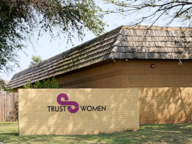 us-abortion-clinics-are-closing-even-in-states-where-abortion-is-legal.-more-cuts-could-be-coming