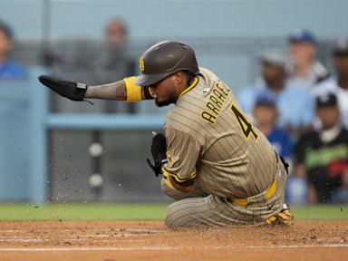 will-smith’s-tiebreaking-homer-lifts-dodgers-over-rival-padres-8-6-in-heated-game