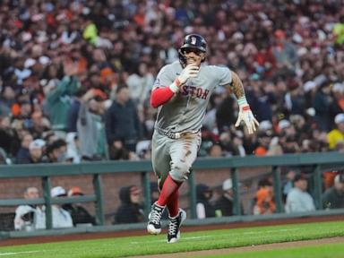 rafaela-hits-a-tiebreaking-homer-and-red-sox-keep-devers-hitless-in-a-7-5-win-over-the-giants
