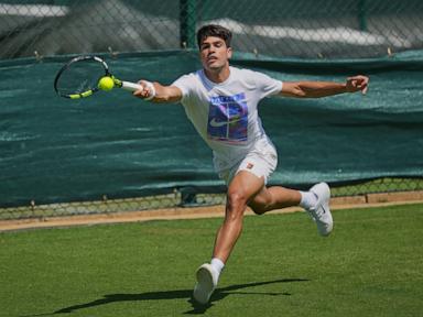 carlos-alcaraz-loves-playing-on-grass-and-is-trying-to-win-a-third-wimbledon-title-in-a-row