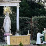 pope-celebrates-first-‘green-mass’-using-new-rite-in-sign-of-strong-ecological-focus