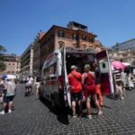 burning-of-fossil-fuels-caused-1,500-deaths-in-recent-european-heat-wave,-study-estimates