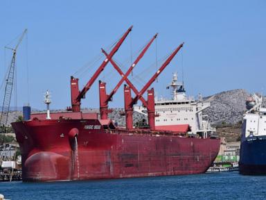 rescuers-hunt-red-sea-crew-as-us-says-yemen-rebels-may-be-holding-them