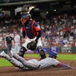 zack-short-hits-an-rbi-single-in-11th-inning-to-lift-astros-over-rangers-5-4