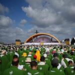 pope-leo-xiv-urges-over-1-million-catholic-young-people-to-spread-faith,-enthusiasm