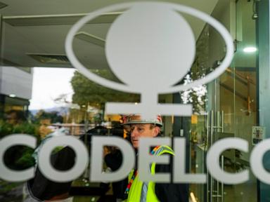 rescue-workers-in-chile-find-the-body-of-one-of-5-miners-trapped-in-a-copper-mine