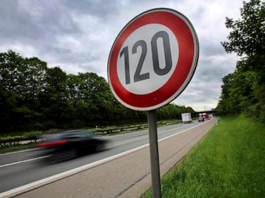 motorist-driving-at-199-mph-on-germany’s-autobahn-is-fined-more-than-$1,000